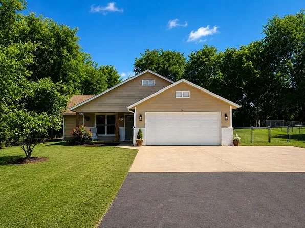 905 Cemetery Rd, Fort Gibson, OK 74434