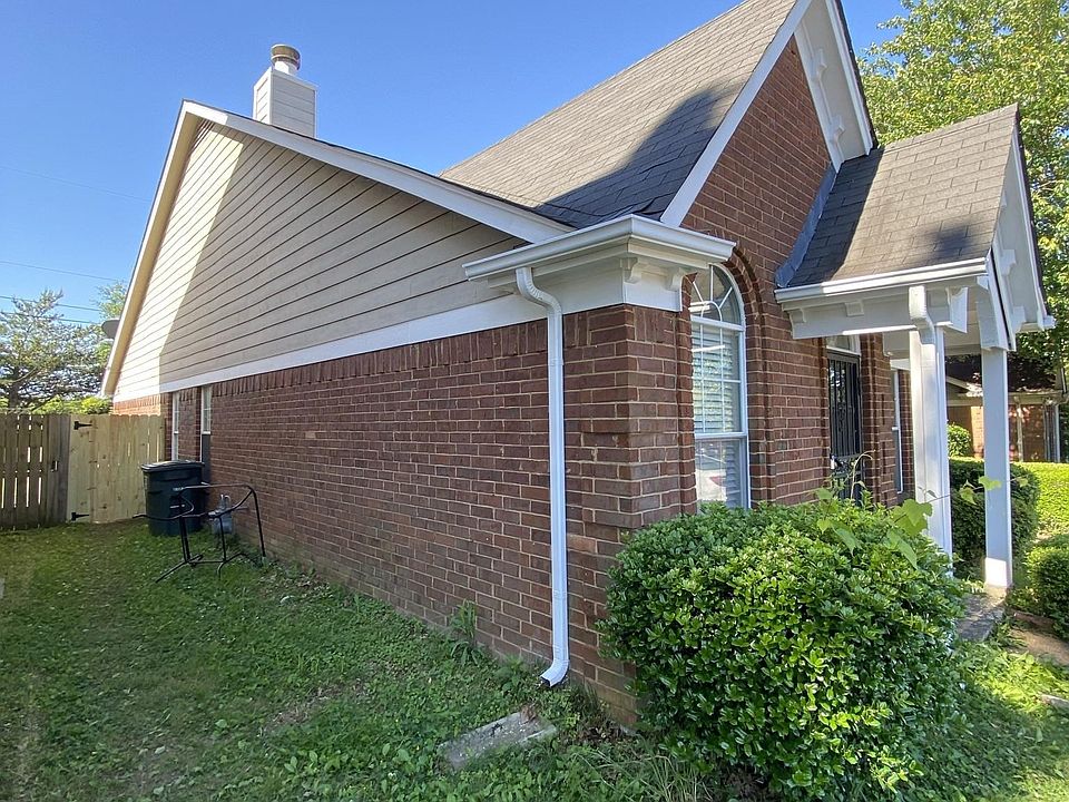 2nd image of 5511 Emerald Hills Dr