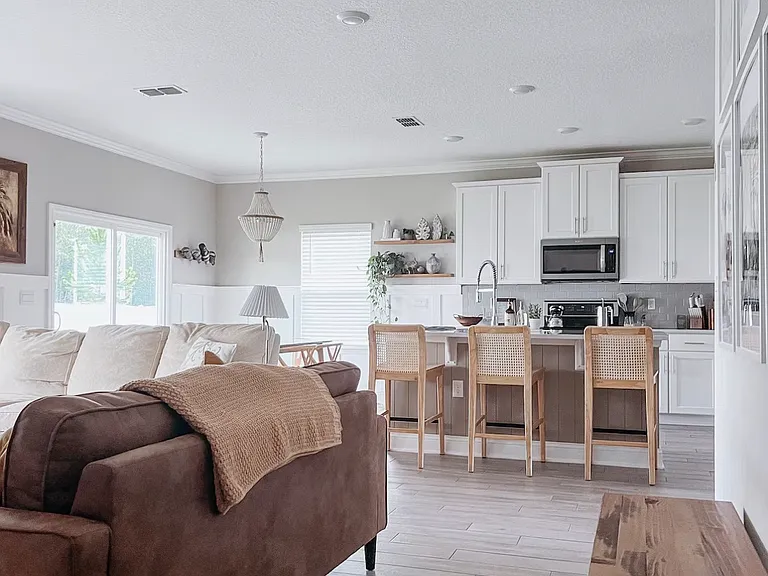 290 Granite Ave — Photo 4