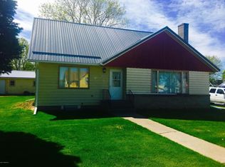 215 Maple St N, Mabel, MN 55954