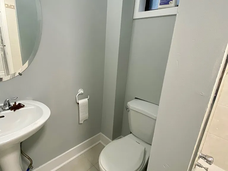 280 Annette St #1 — Photo 9