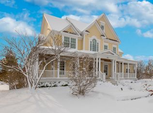 481 Willow St, Sugar Grove, IL 60554