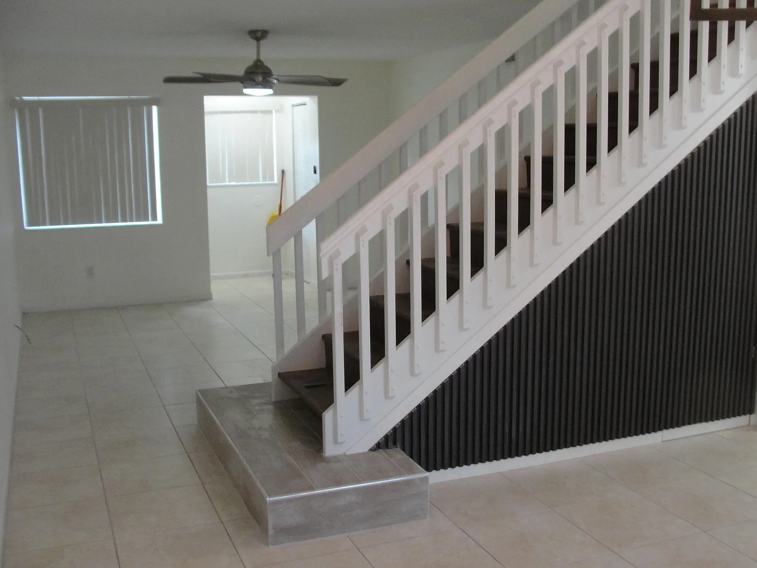 3 bed, 2.5 bath, 1488 sqft, $3,400 — Photo 2