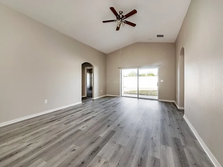 10620 Shady Preserve Dr — Photo 4