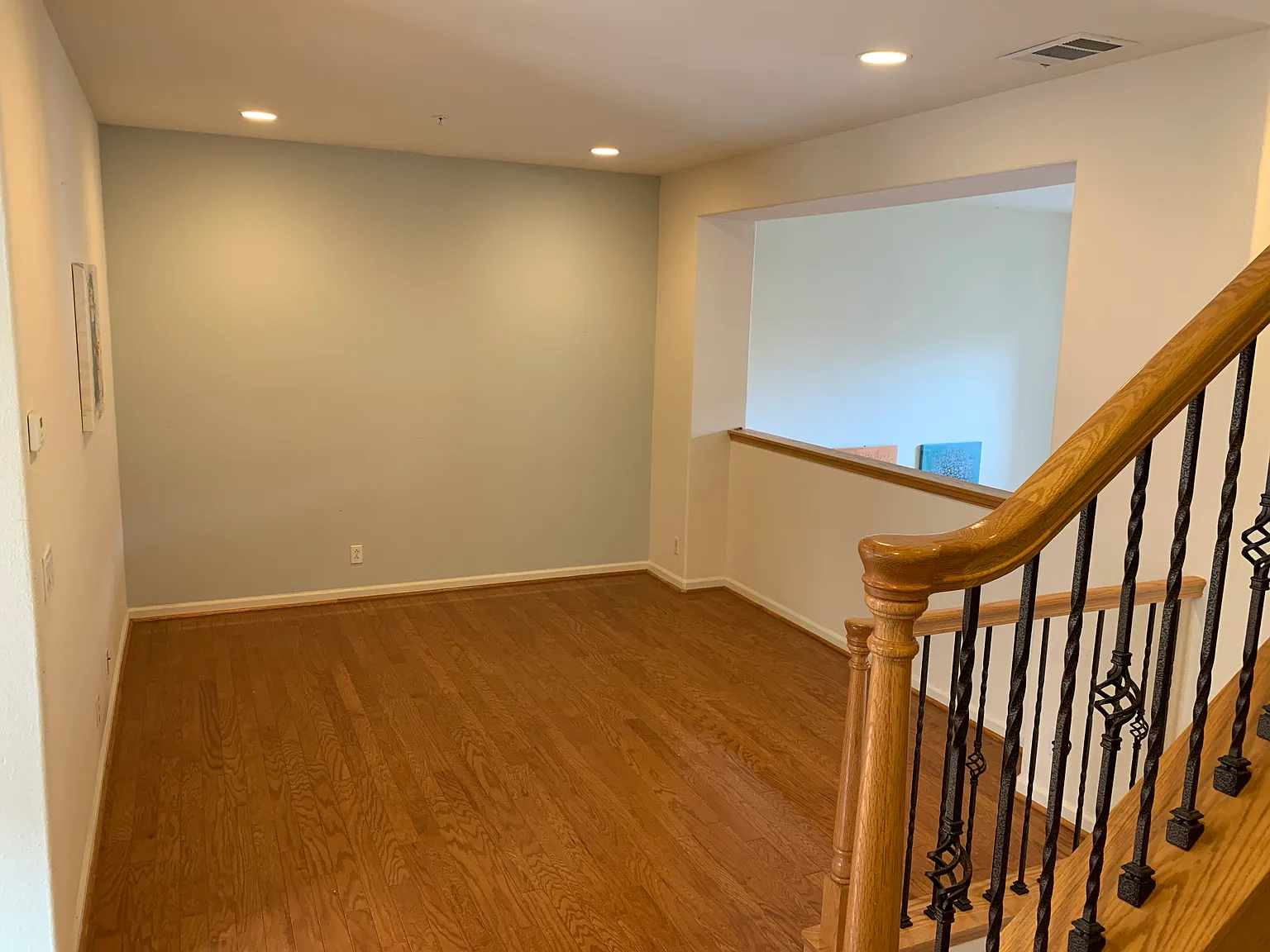 3 bed, 2.5 bath, 1646 sqft, $4,525 — Photo 4