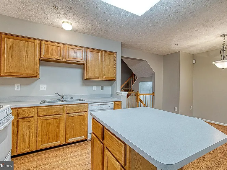 27 Silver Birch Ct — Photo 11