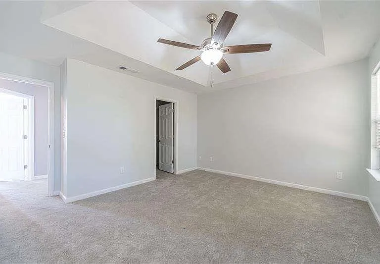 2716 Lake Park Rdg E — Photo 25