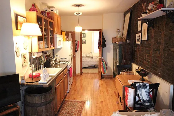 Rented by Bedford 6 Real Estate | media 28