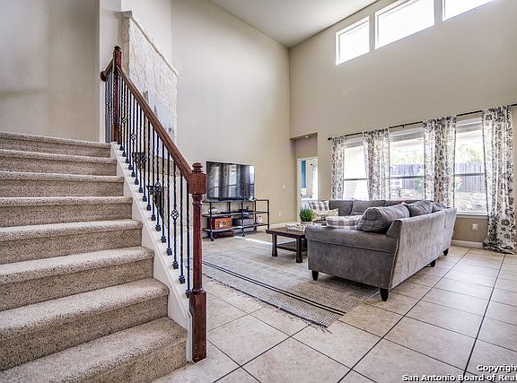 4th image of 27450 Camino Tower