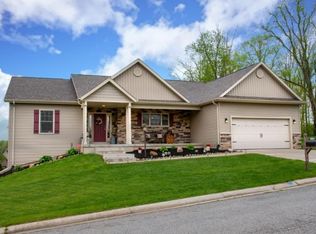 25728 Rolling Hills Dr, South Bend, IN 46628