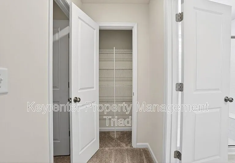 4009 Beckton Trl — Photo 24