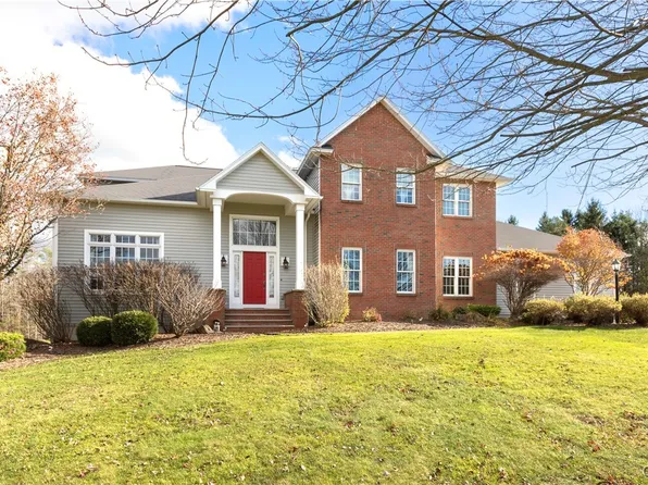 4486 Spruce Ridge Dr, Manlius, NY 13104