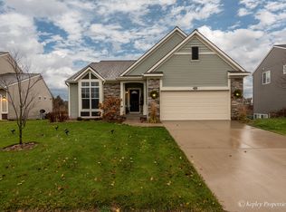 933 Cobblestone Way Dr SE, Byron Center, MI 49315