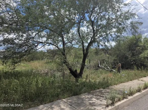 (undisclosed Address), Nogales, AZ 85621