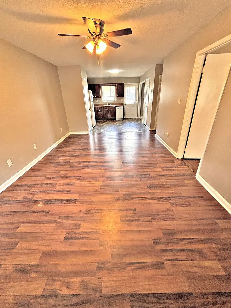 2BR / 1BA Apartment - Decatur SW — Photo 4