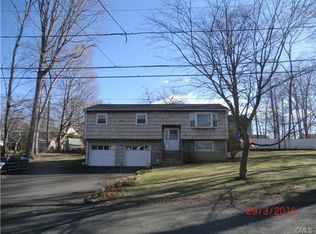 20 Cedar St, Danbury, CT 06811