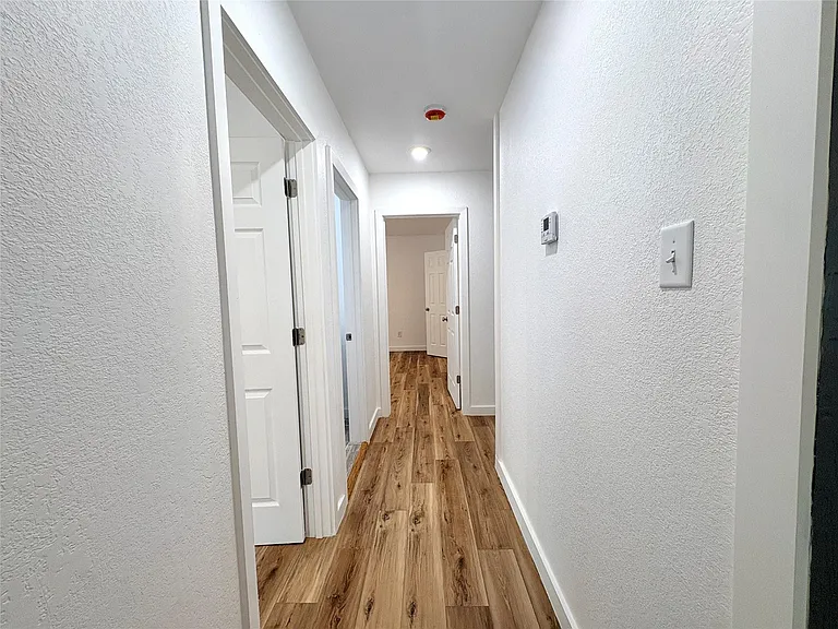 3206 Avenue K — Photo 11