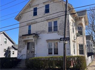 10 Brown St, Pawtucket, RI 02860