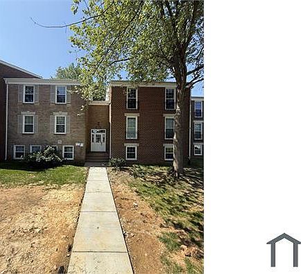 3rd image of 830 Quince Orchard Blvd #20