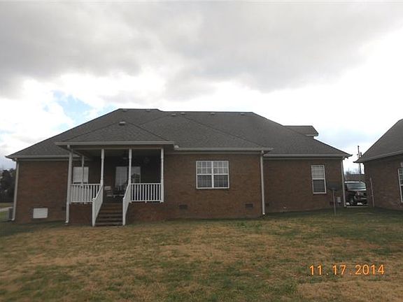2nd image of 215 Blaine Cir