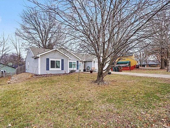 5th image of 3712 Trail Rd