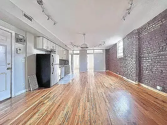 Rented by Doorway NYC, LLC | media 10