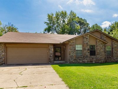 1403 Wilshire Dr, Springdale, AR, 72764