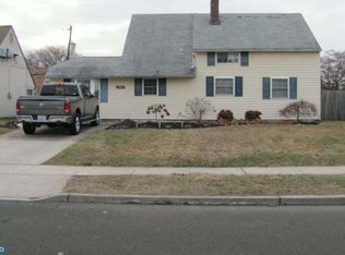 31 Noblewood Ln, Levittown, PA