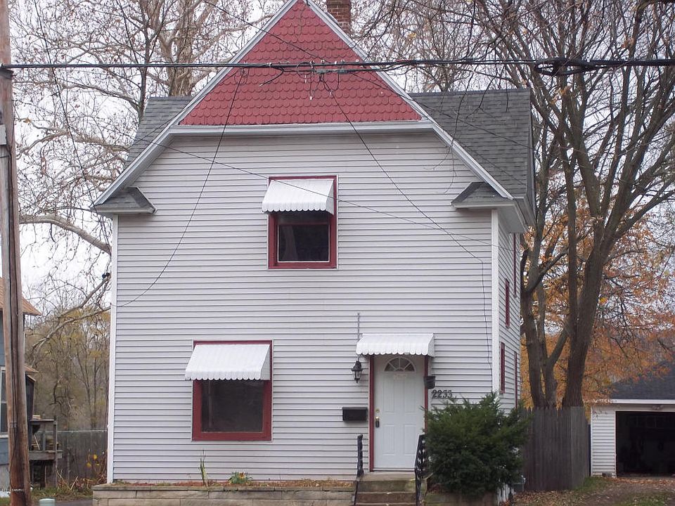 2233 Burdick