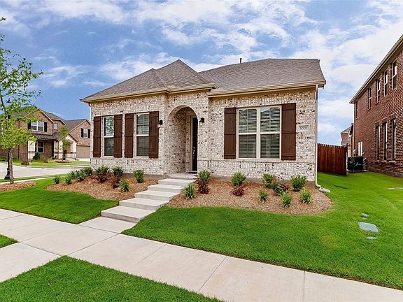2nd image of 5001 Basham Ln