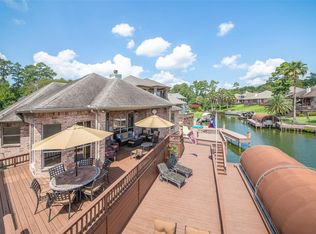 150 Creekwood E, Montgomery, TX 77356
