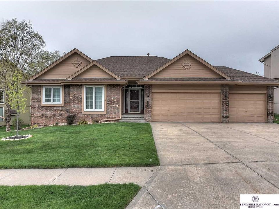 1st image of 9806 S 25th Ave