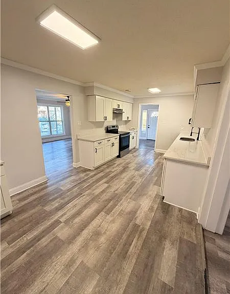 730 Atlanta St — Photo 5