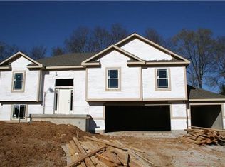 19408 E 14th St, Independence, MO 64056