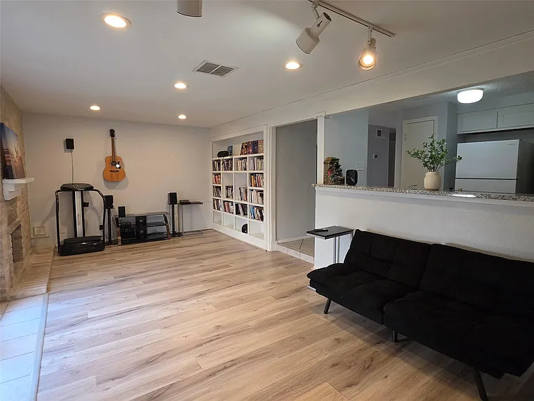 13638 Garden Grove Ct #332 — Photo 8