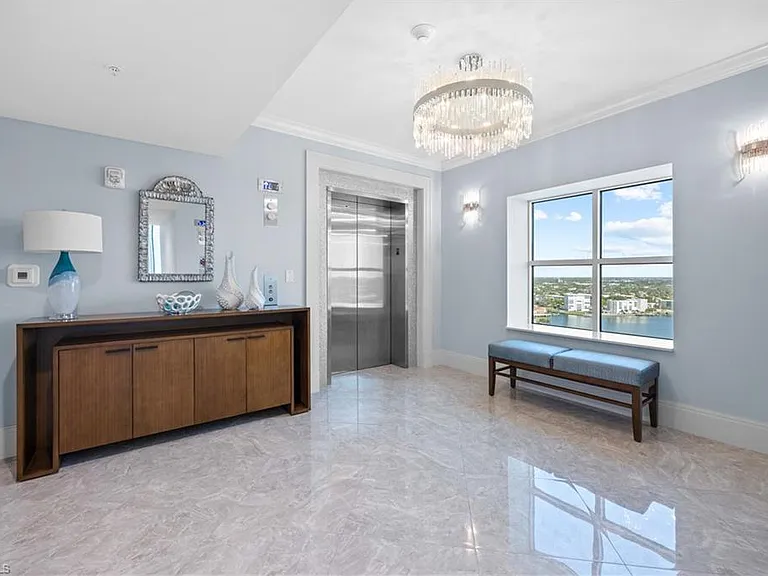 3991 Gulf Shore Blvd N #Penthouse 101 — Photo 4