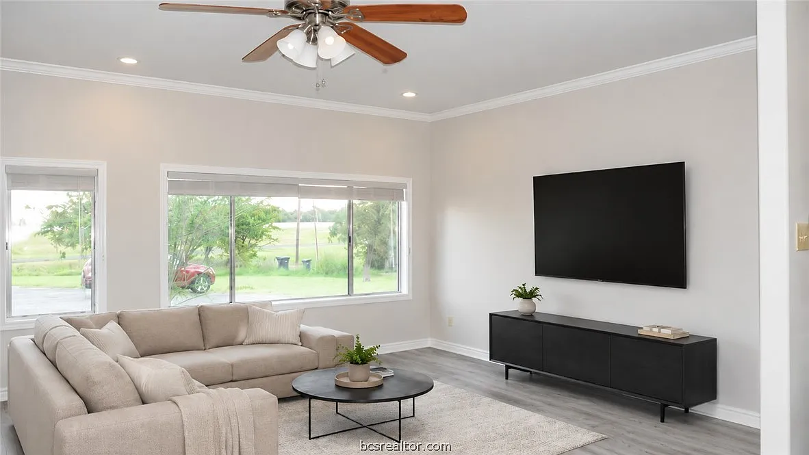 3 bed, 1450 sqft, $1,595 — Photo 3