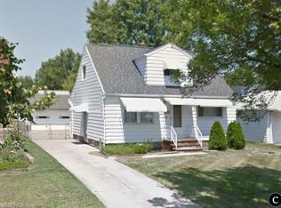 29141 Homewood Dr, Wickliffe, OH 44092