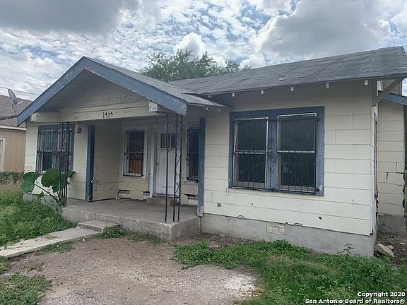 2nd image of 1414 W Travis St