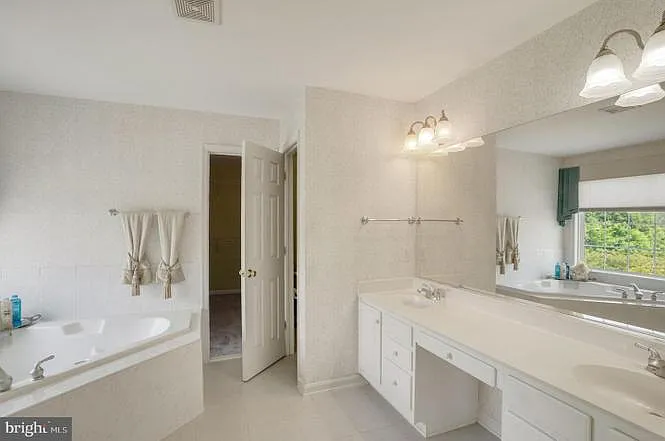 5361 Sammie Kay Ln — Photo 7