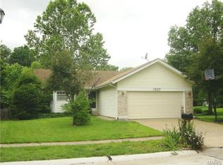 1527 Wooden Bridge Trl, Ballwin, MO