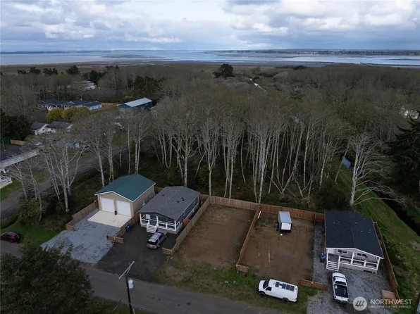 606 2nd St N, Westport, WA 98595