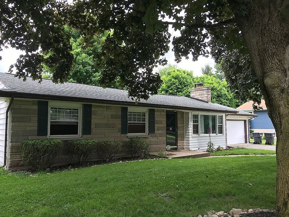 1st image of 2706 Fleetwood Dr
