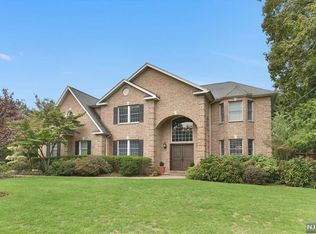 169 Alpine Dr, Closter, NJ 07624