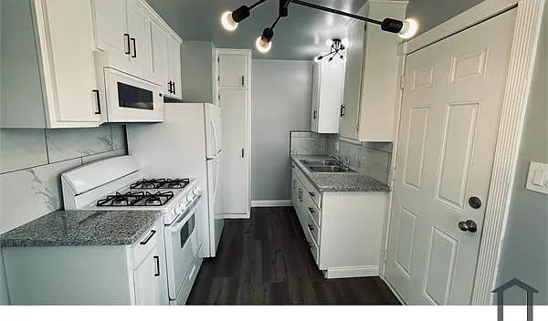 239 N Orchard St — Photo 9