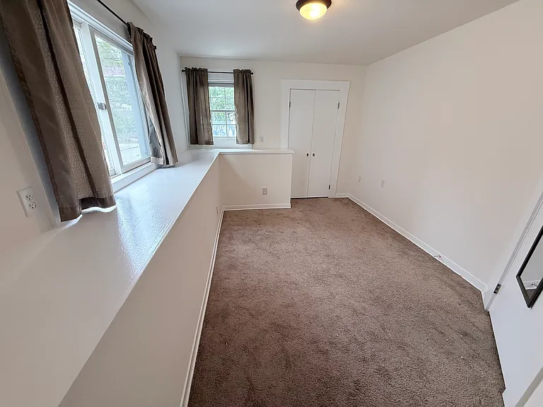 5263 Locksley Ave — Photo 18