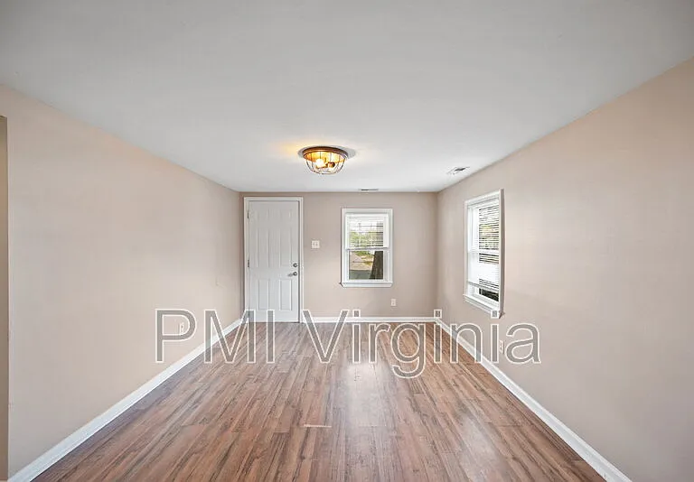 4217 Dunning Rd — Photo 4