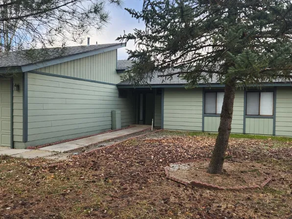 23861 Pebble Beach Ln, Tehachapi, CA 93561