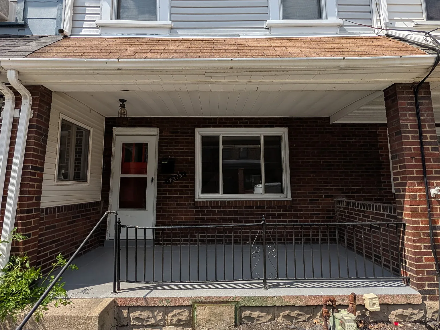 2 bed, $1,700 — Photo 1