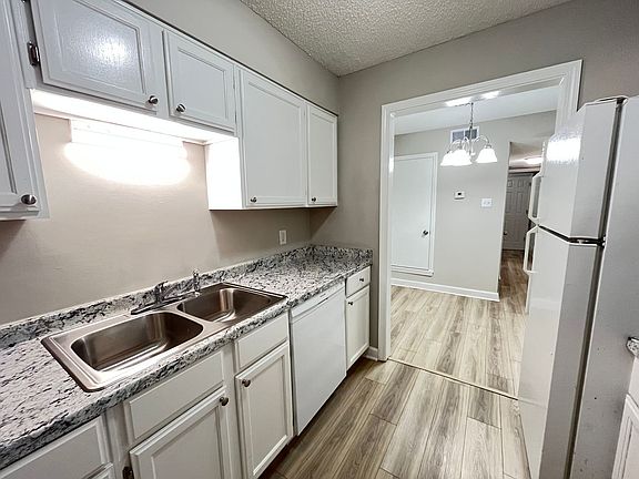 5th image of 10612 Middleground Rd #306